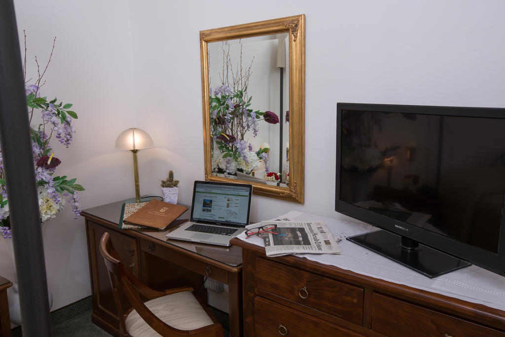 Hotel Villa San Lucchese Poggibonsi Ngoại thất bức ảnh
